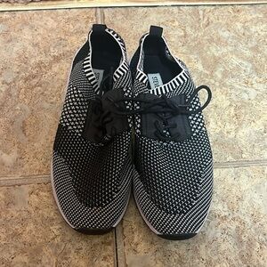 Steve Madden sneaker shoes shoes